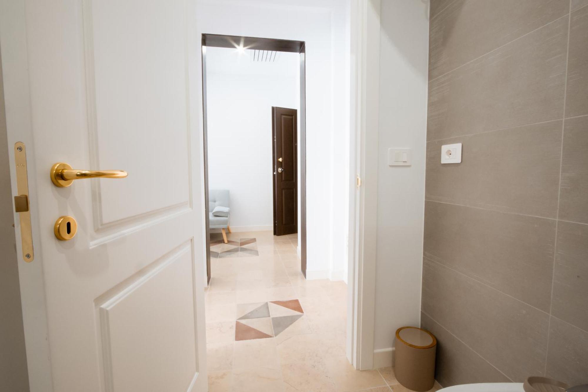 Palazzo Marevento Apartment Bari Exterior photo