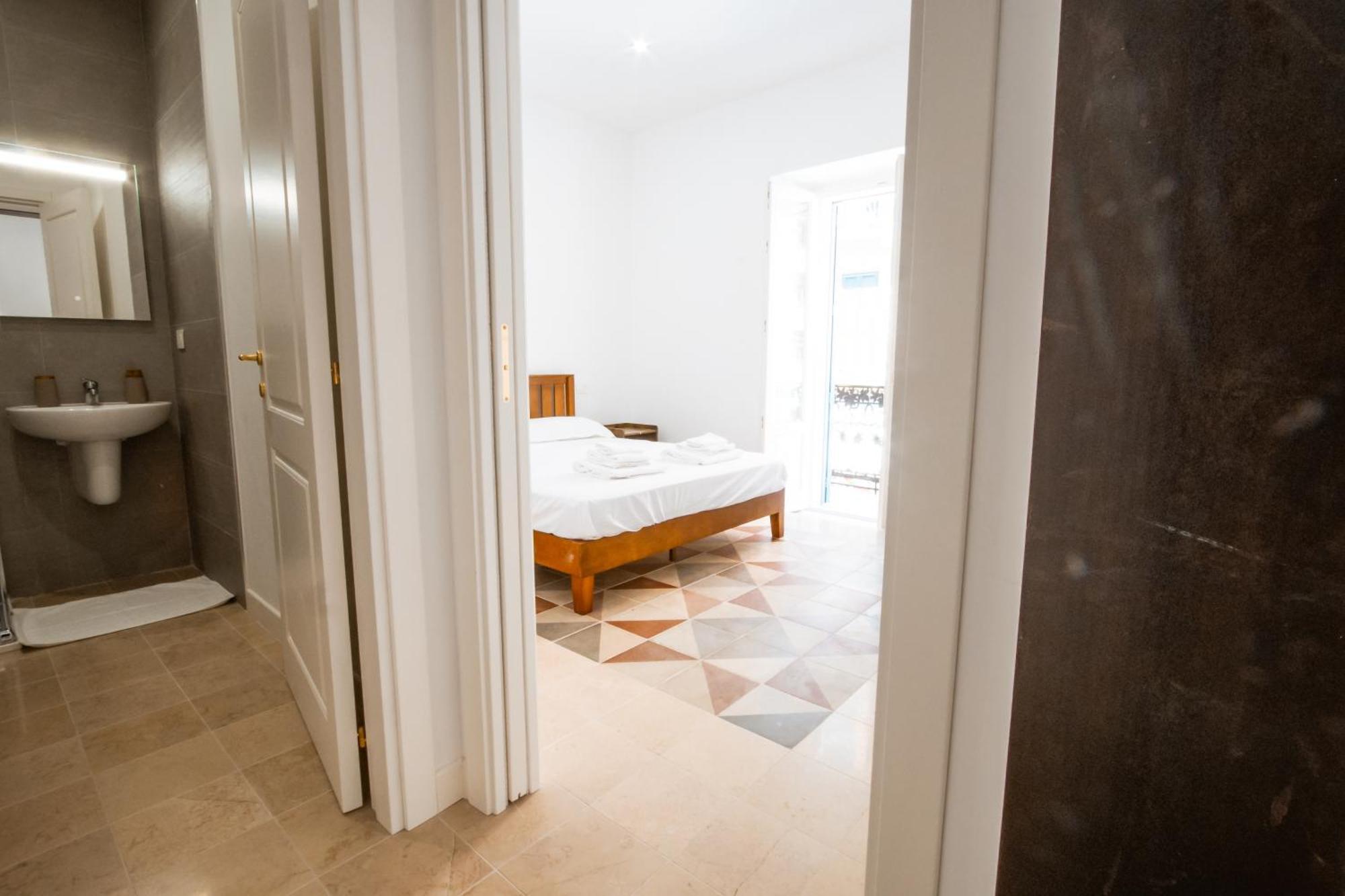 Palazzo Marevento Apartment Bari Exterior photo