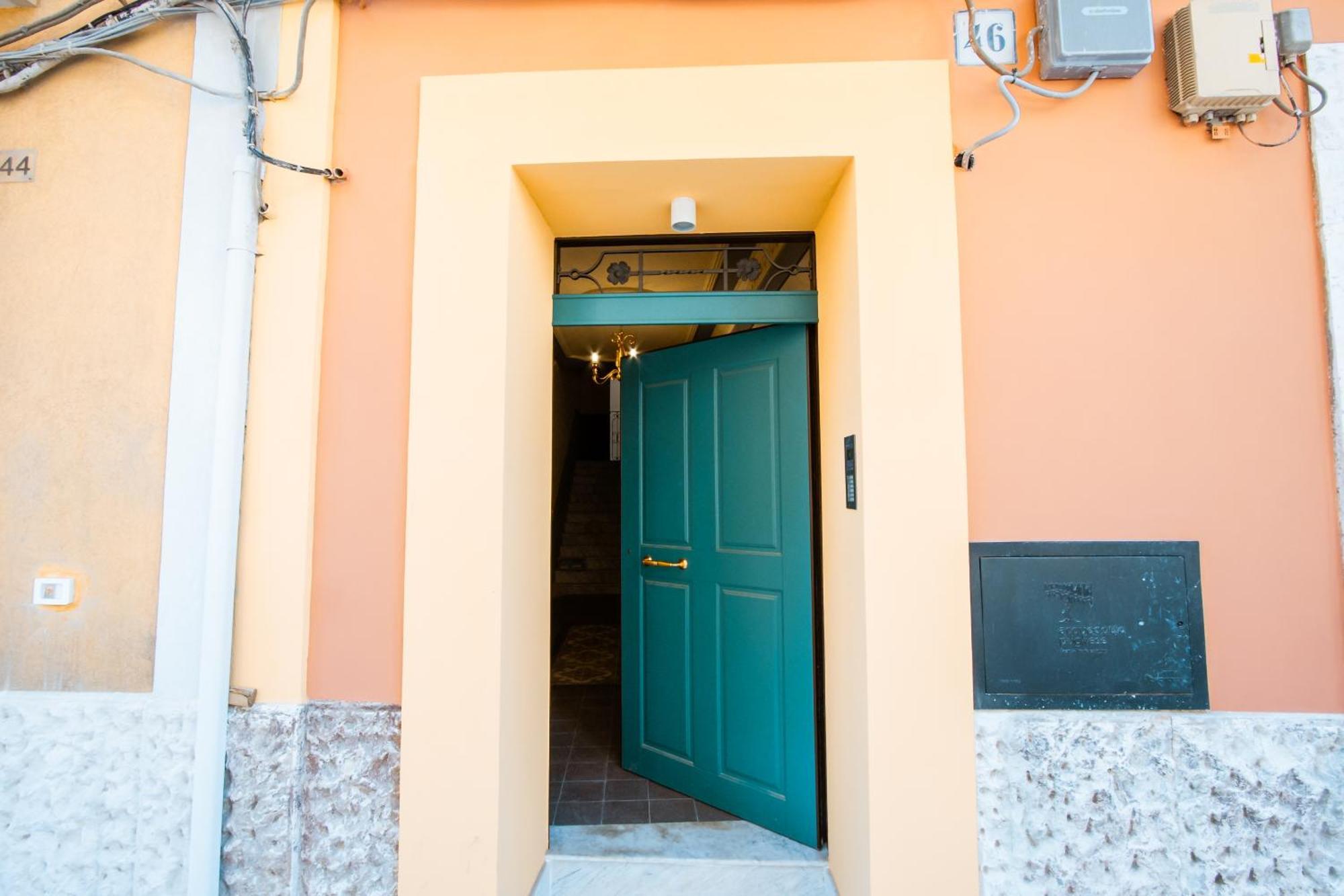 Palazzo Marevento Apartment Bari Exterior photo